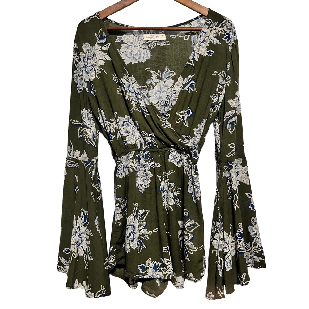 ABERCROMBIE & FITCH Floral Bell Sleeve Boho Cottagecore Romper
